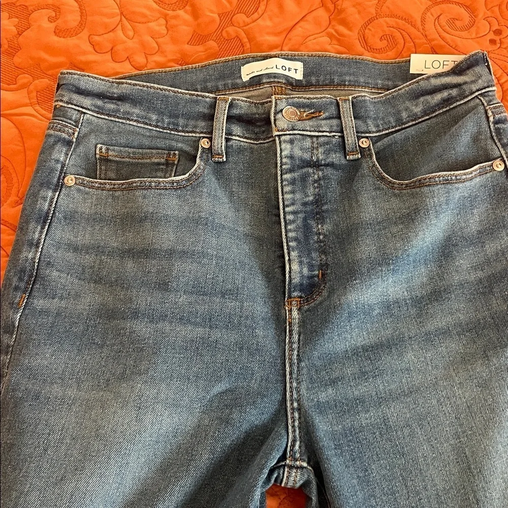 Loft Vent Hem High Rise Kick Crop Jeans, size 10